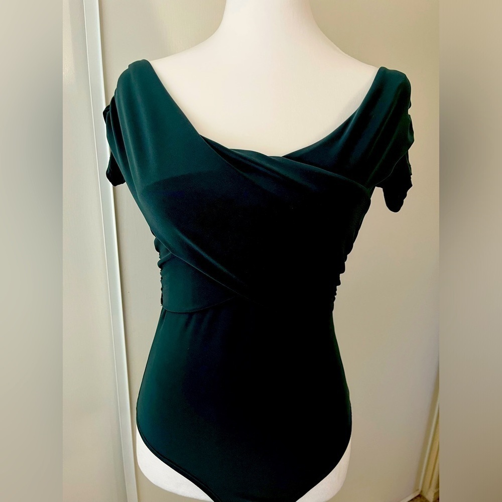 Windsor Emerald Green Off The Shoulder Thong Body Suit Small